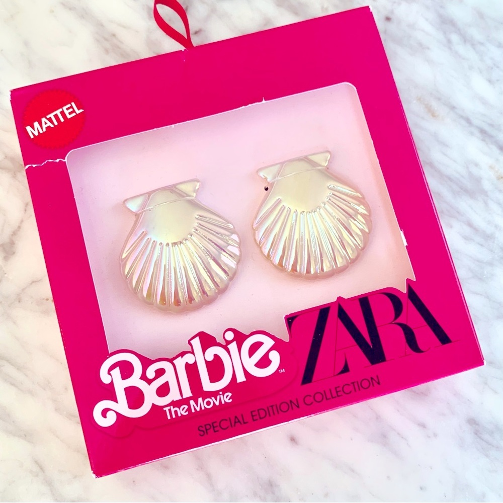 [🎀 PRICE FIRM] ZARA x Barbie Iridescent Shell Statement Stud Earrings